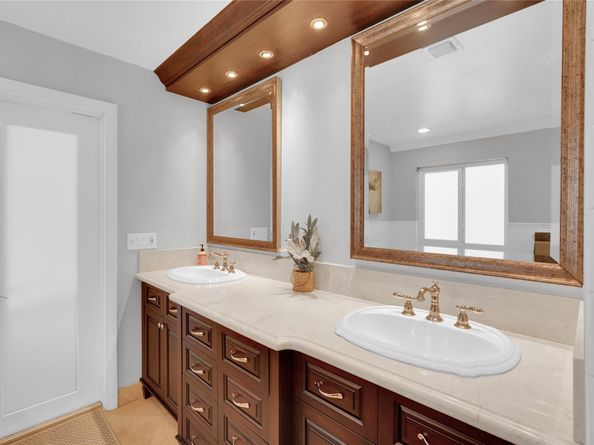 Undisclosed Address #FX-10532702, Southwest Ranches FL 33331