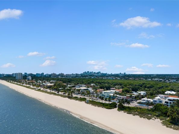 1813 N Fort Lauderdale Beach Blvd, Fort Lauderdale FL 33305