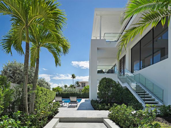 1813 N Fort Lauderdale Beach Blvd, Fort Lauderdale FL 33305