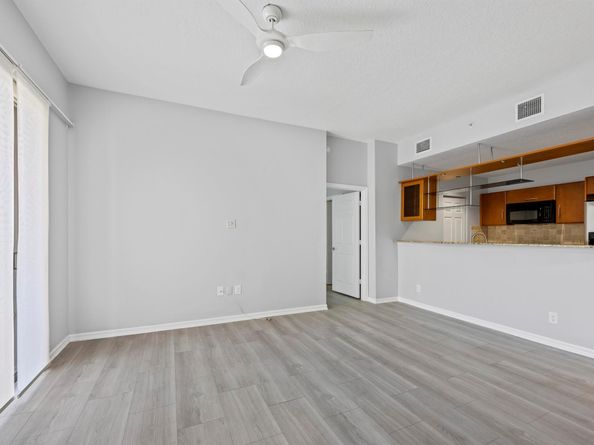 511 Lucerne Avenue 517, Lake Worth Beach FL 33460