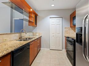 511 Lucerne Avenue 517, Lake Worth Beach FL 33460