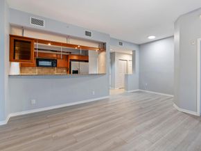 511 Lucerne Avenue 517, Lake Worth Beach FL 33460