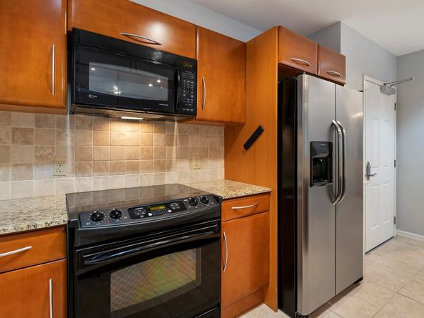 511 Lucerne Avenue 517, Lake Worth Beach FL 33460