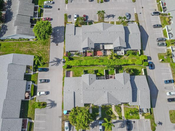 2641 Gately Drive W 1003, West Palm Beach FL 33415