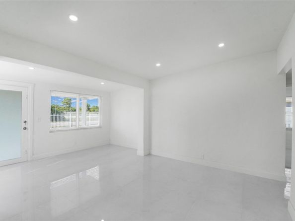 2396 Service Road, Opa Locka FL 33054