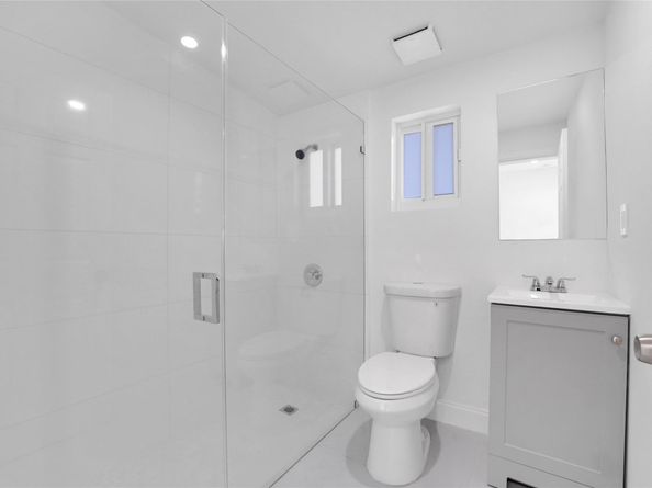 2396 Service Road, Opa Locka FL 33054