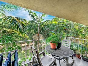 1805 Sans Souci Blvd 507, North Miami FL 33181