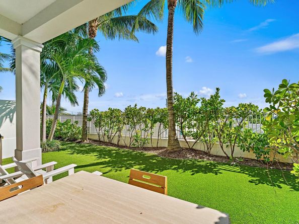 138 Ocean Breeze Drive, Juno Beach FL 33408