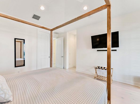 138 Ocean Breeze Drive, Juno Beach FL 33408