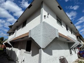 1741 SW 40th Terrace, Fort Lauderdale FL 33317