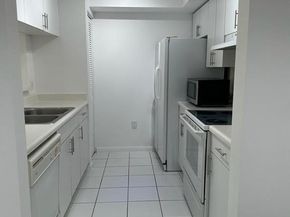 4844 N State Road 7 305, Pompano Beach FL 33073