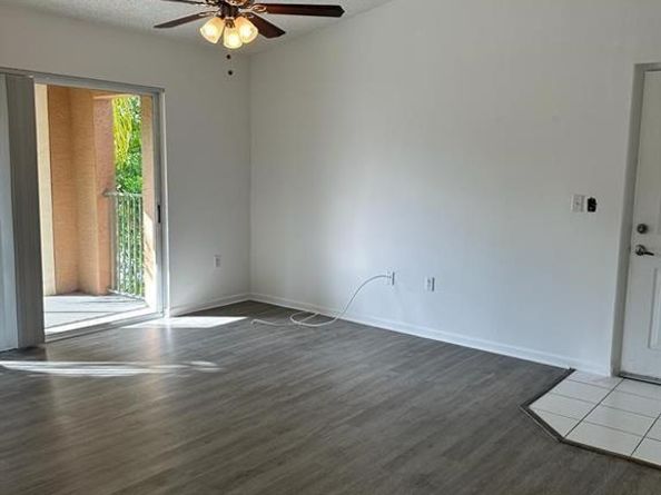 4844 N State Road 7 305, Pompano Beach FL 33073