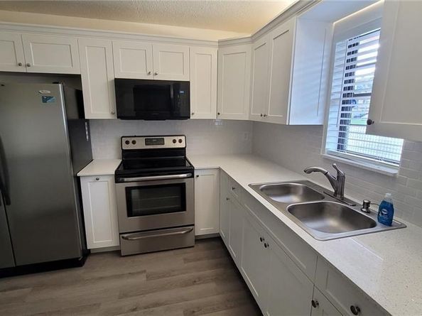 9273 SW 8th St 109, Boca Raton FL 33428