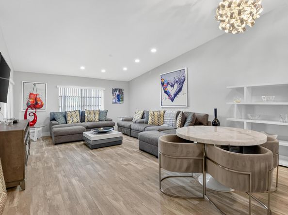 8256 Summerbreeze Lane, Boca Raton FL 33496