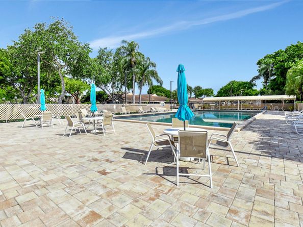 8256 Summerbreeze Lane, Boca Raton FL 33496