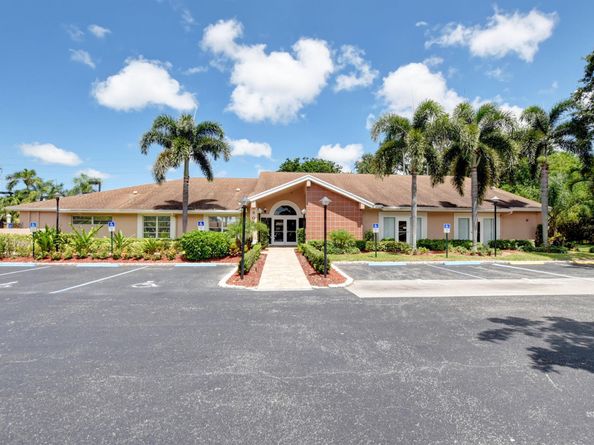 8256 Summerbreeze Lane, Boca Raton FL 33496