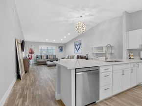 8256 Summerbreeze Lane, Boca Raton FL 33496