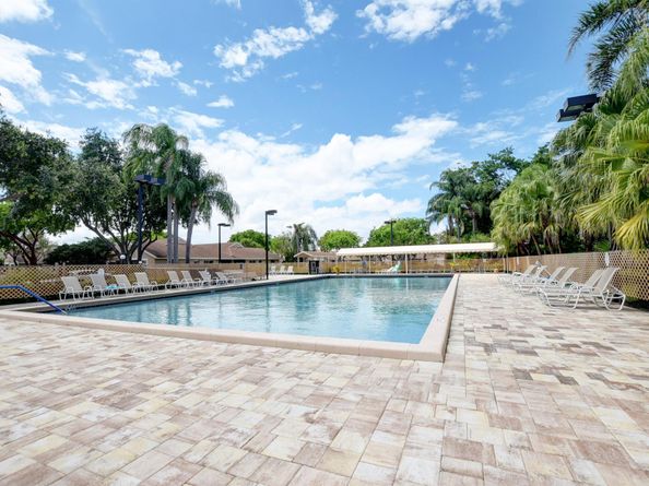 8256 Summerbreeze Lane, Boca Raton FL 33496