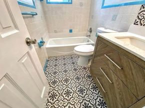 1644 NE 33rd St, Oakland Park FL 33334