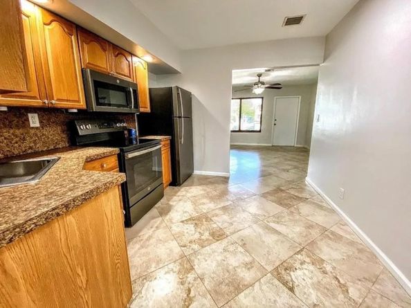 1644 NE 33rd St, Oakland Park FL 33334