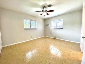 1644 NE 33rd St, Oakland Park FL 33334