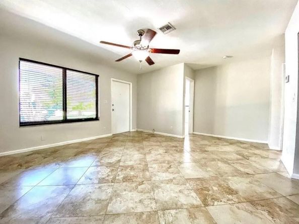 1644 NE 33rd St, Oakland Park FL 33334