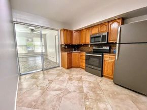 1644 NE 33rd St, Oakland Park FL 33334