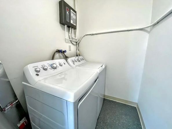 1644 NE 33rd St, Oakland Park FL 33334