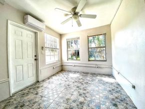 1644 NE 33rd St, Oakland Park FL 33334