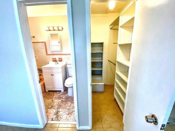 1644 NE 33rd St, Oakland Park FL 33334