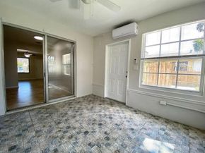 1644 NE 33rd St, Oakland Park FL 33334