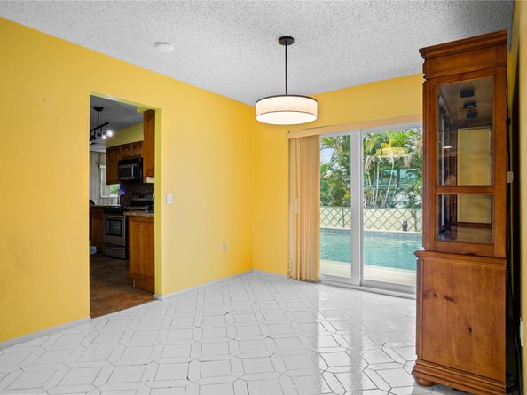 11331 NW 29th St, Sunrise FL 33323