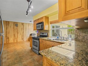 11331 NW 29th St, Sunrise FL 33323