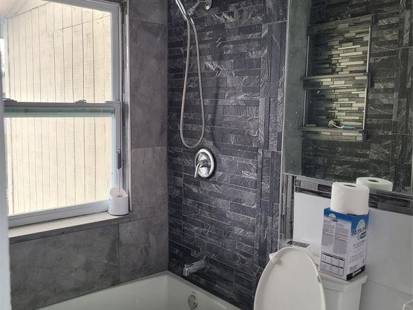 7967 SW 6th Ct, North Lauderdale FL 33068