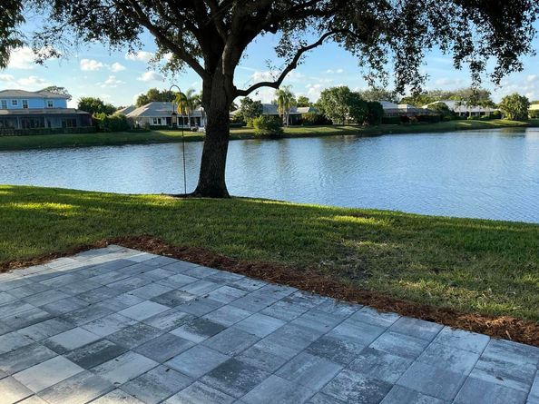 8 Slash Pine Drive, Boynton Beach FL 33436