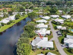 8 Slash Pine Drive, Boynton Beach FL 33436