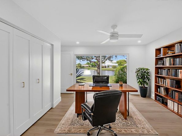 8 Slash Pine Drive, Boynton Beach FL 33436