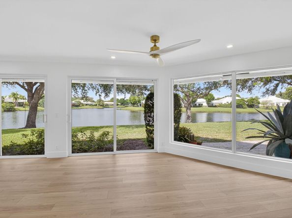 8 Slash Pine Drive, Boynton Beach FL 33436