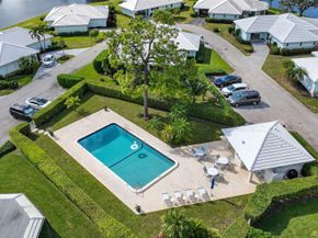 8 Slash Pine Drive, Boynton Beach FL 33436