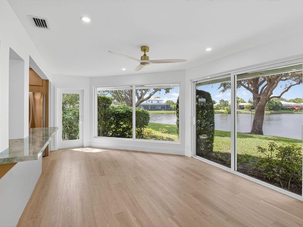 8 Slash Pine Drive, Boynton Beach FL 33436