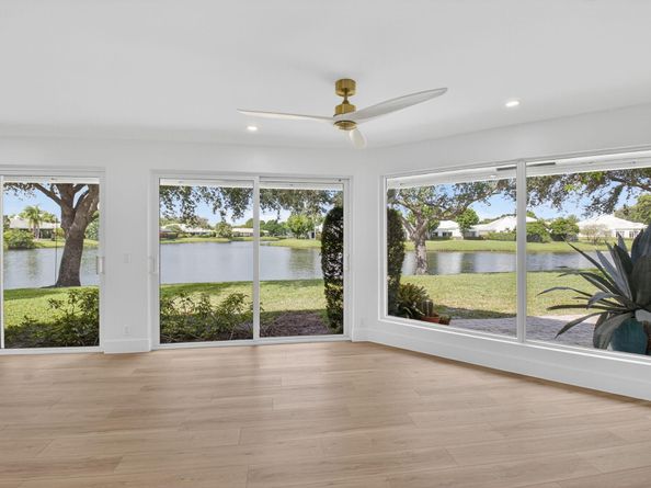 8 Slash Pine Drive, Boynton Beach FL 33436