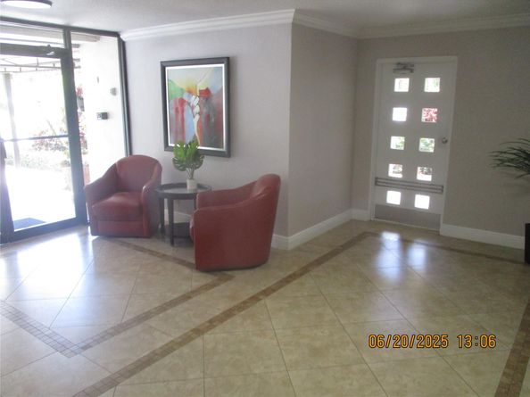 2651 S Course Dr 404, Pompano Beach FL 33069