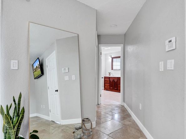 1041 SW 92nd Ave, Plantation FL 33324