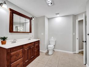 1041 SW 92nd Ave, Plantation FL 33324