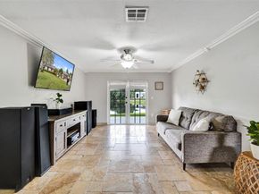 1041 SW 92nd Ave, Plantation FL 33324