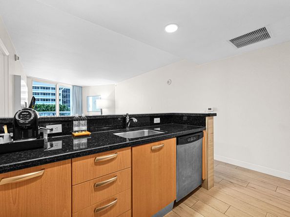 505 N Ft Lauderdale Bch Blvd 713, Fort Lauderdale FL 33304