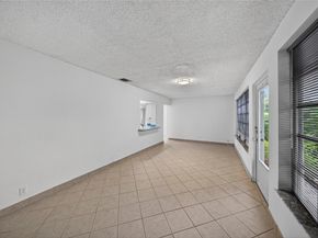 2711 NW 4th Avenue, Pompano Beach FL 33064