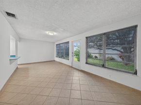 2711 NW 4th Avenue, Pompano Beach FL 33064