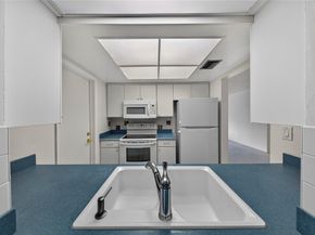 2711 NW 4th Avenue, Pompano Beach FL 33064