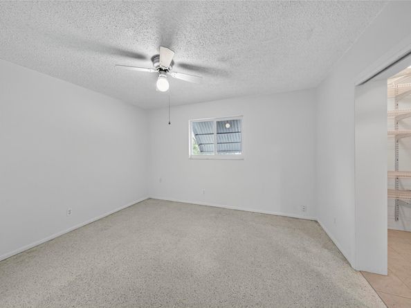 2711 NW 4th Avenue, Pompano Beach FL 33064